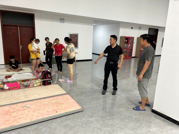 妥善安(ān)置汛情受災群衆1